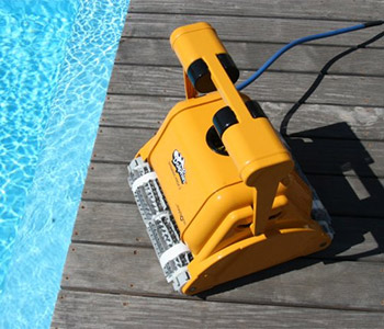 IMPEC PISCINE e SALI dal 1988, pulitori automatici per piscine